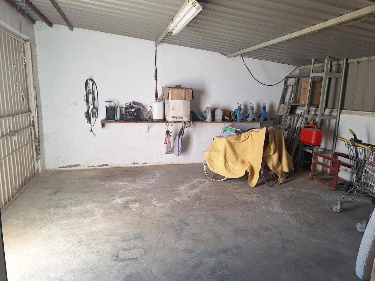 5 soveværelse Erhverv til salg i Antas med garage - € 360.000 (Ref: 7490694)
