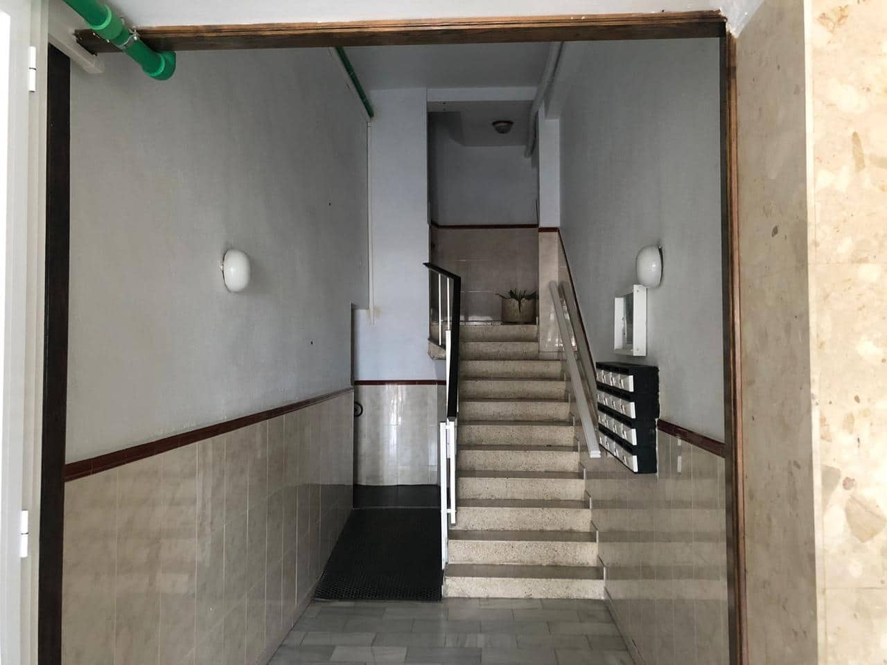 2 soveværelse Lejlighed til leje i Garrucha - € 800 (Ref: 7537732)