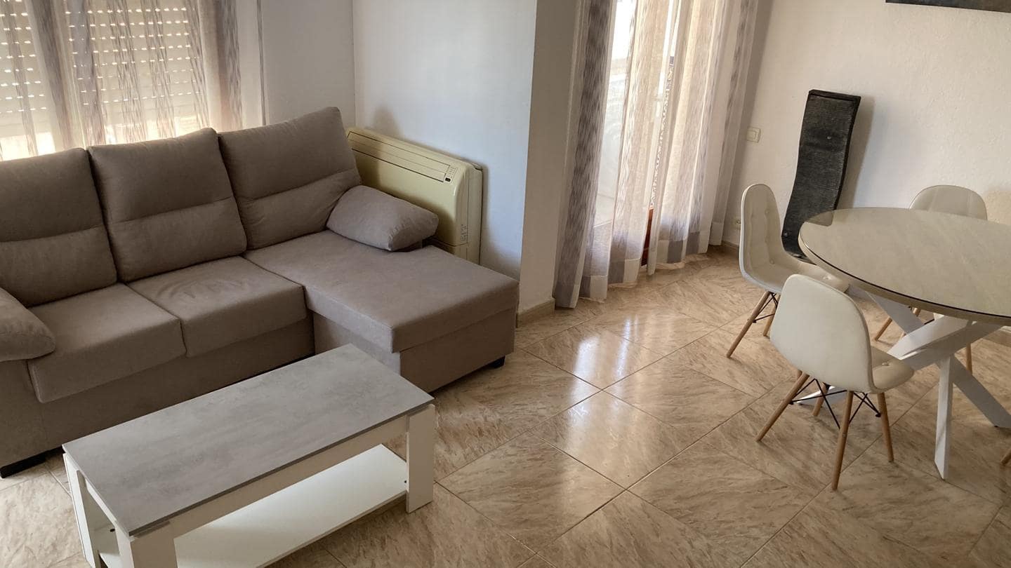 2 soveværelse Lejlighed til leje i Garrucha - € 800 (Ref: 7537732)