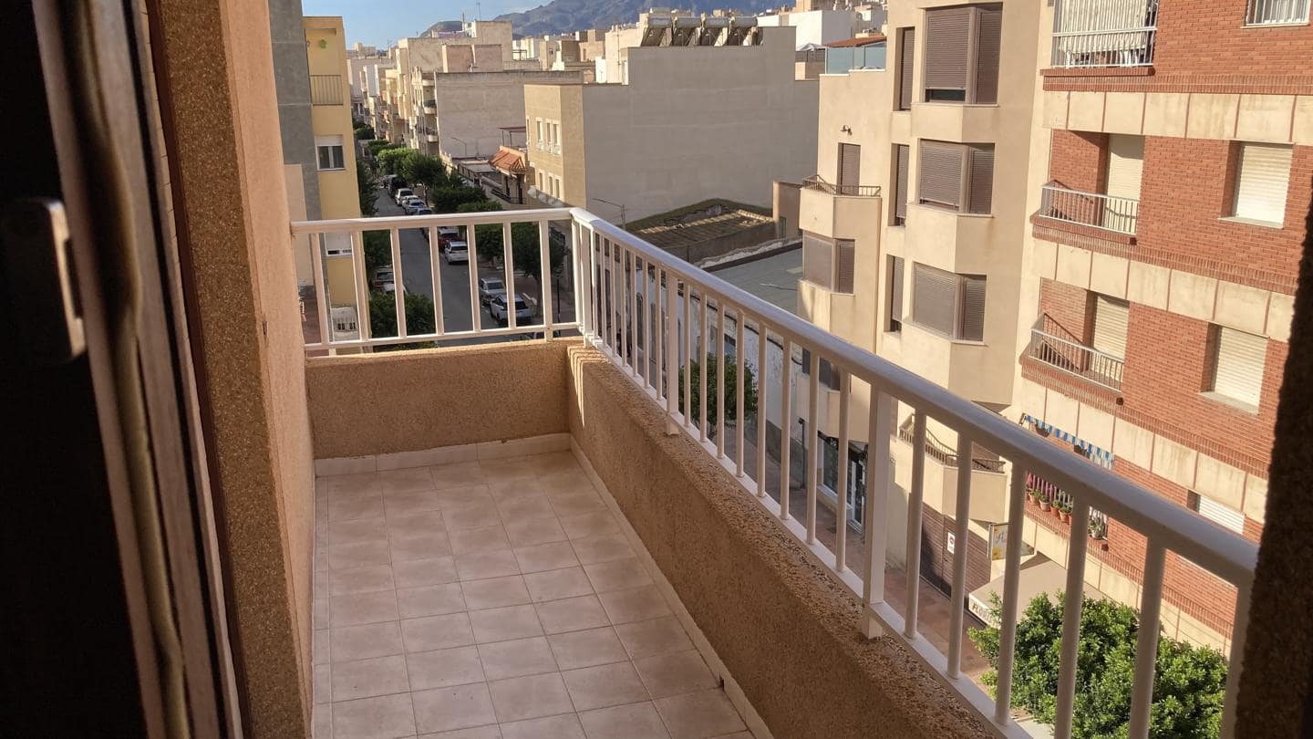 2 soveværelse Lejlighed til leje i Garrucha - € 800 (Ref: 7537732)