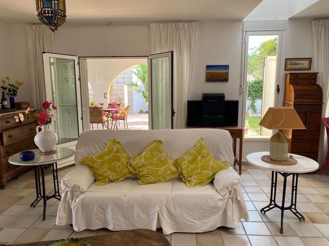 3 Zimmer Villa zu vermieten in Puerto del Rey, Vera mit Pool - 3.000 € (Ref: 7555871)