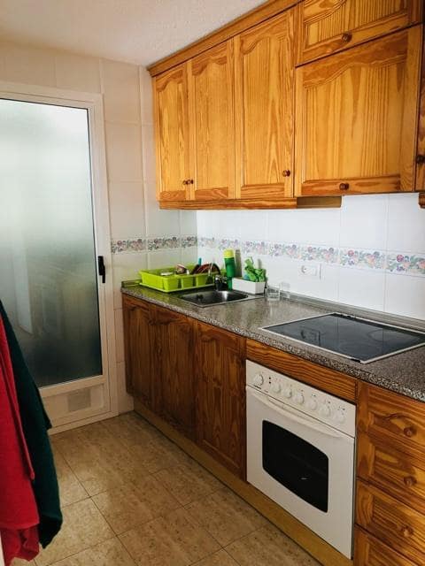 2 slaapkamer Flat voor vakantieverhuur in Vera met zwembad garage - € 900 (Ref: 7772153)
