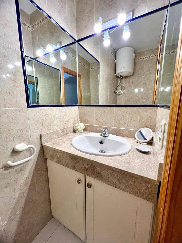 1 slaapkamer Flat voor vakantieverhuur in Vera met zwembad garage - € 750 (Ref: 7858101)