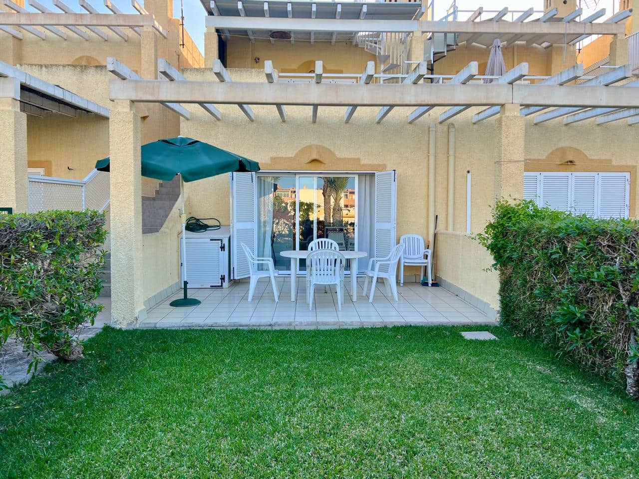 1 slaapkamer Flat voor vakantieverhuur in Vera met zwembad garage - € 750 (Ref: 7858101)