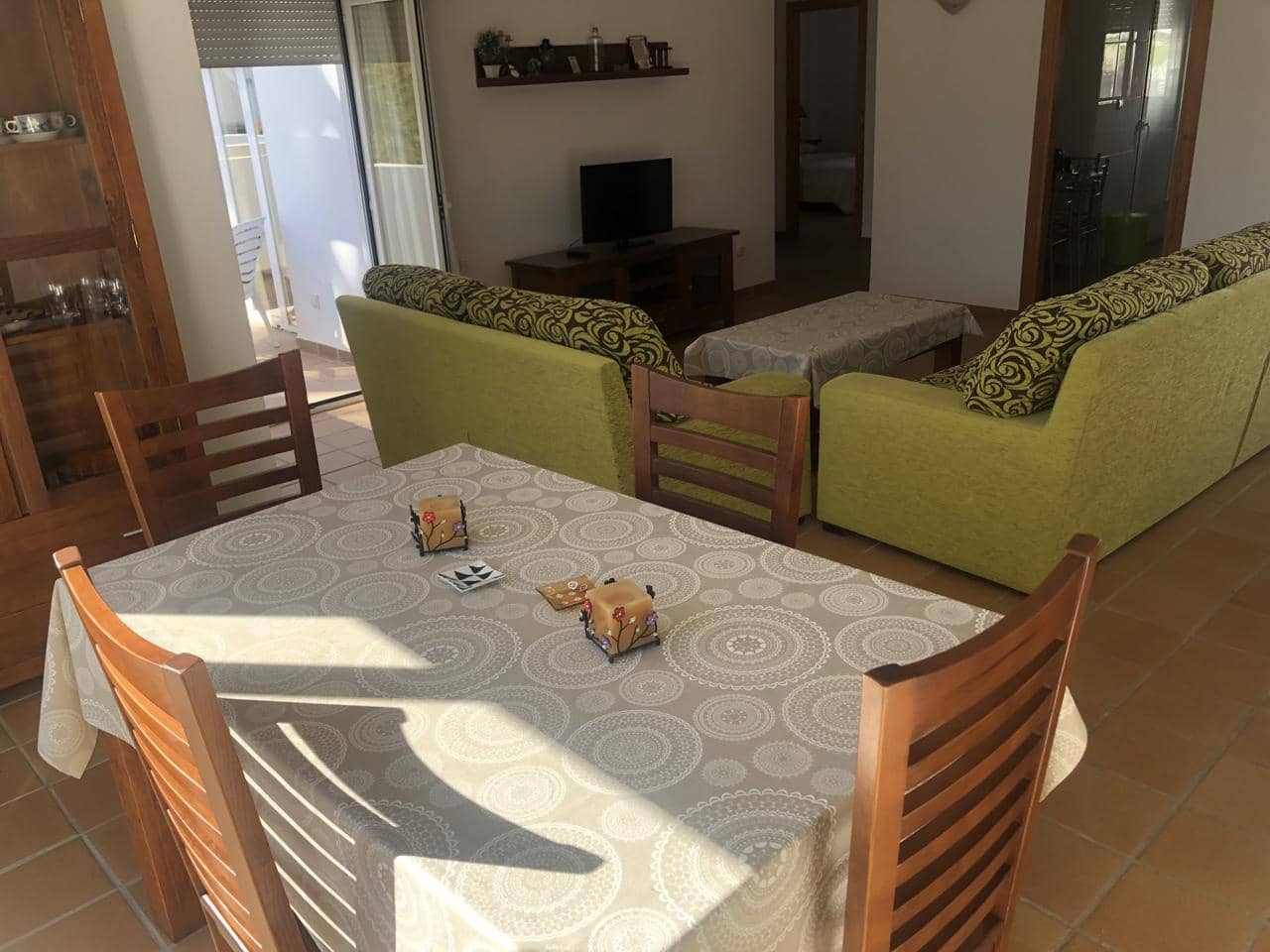 2 slaapkamer Flat voor vakantieverhuur in Vera met zwembad - € 900 (Ref: 8049623)