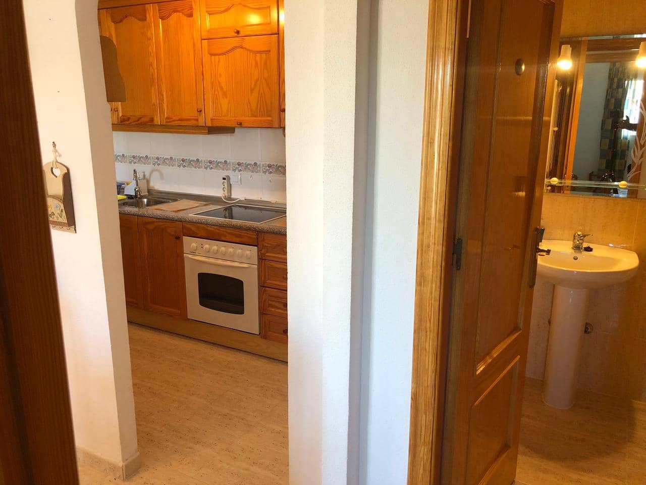   1 soveværelse   ferieLejlighed i Vera   med   swimmingpool  garage  - € 750 (Ref: 8281956)