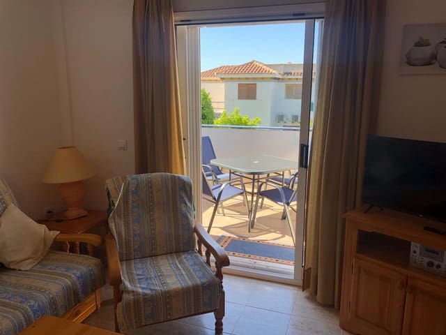 1 slaapkamer Flat voor vakantieverhuur in El Playazo, Vera met zwembad garage - € 750 (Ref: 8281956)