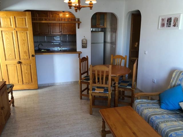 1 slaapkamer Flat voor vakantieverhuur in El Playazo, Vera met zwembad garage - € 750 (Ref: 8281956)