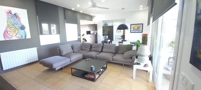 4 camera da letto Villa in vendita in La Algarrobina, Cuevas del Almanzora con piscina garage - 649.000 € (Rif: 8361879)