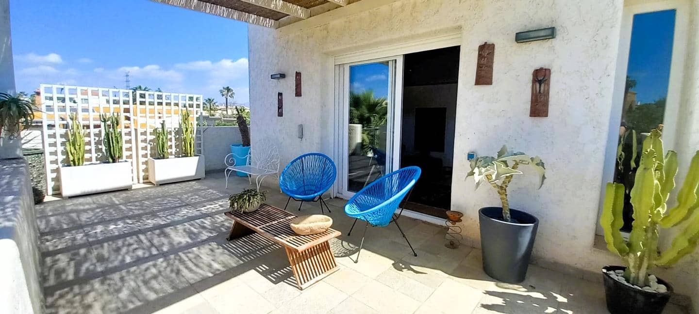 4 soverom Villa til salgs i La Algarrobina med svømmebasseng garasje - € 649 000 (Ref: 8361879)