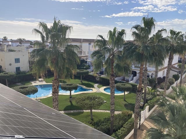 Piso de 2 habitaciones en Cala Marqués, Vera en alquiler vacacional con piscina - 800 € (Ref: 8653149)