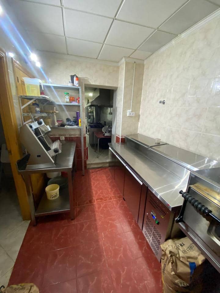 2 soveværelse Virksomhed til salg i Albox - € 450.000 (Ref: 8668624)