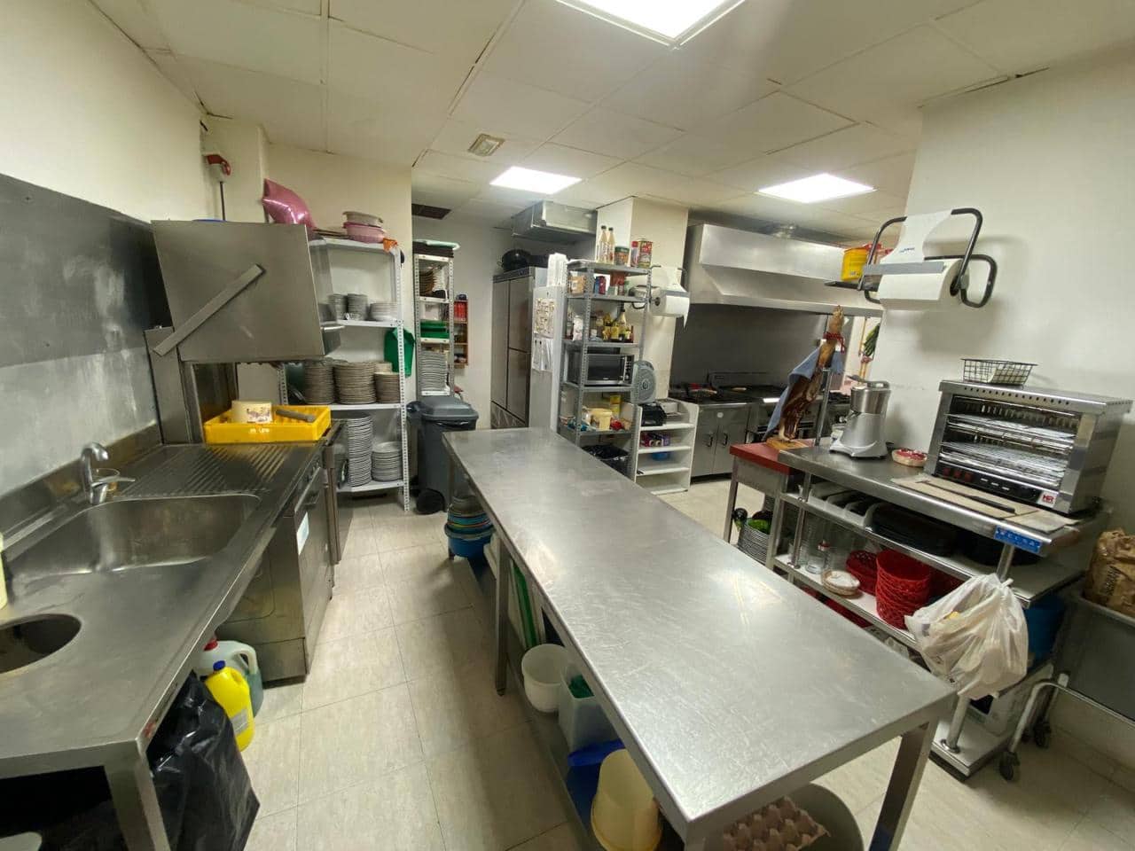 2 soveværelse Virksomhed til salg i Albox - € 450.000 (Ref: 8668624)