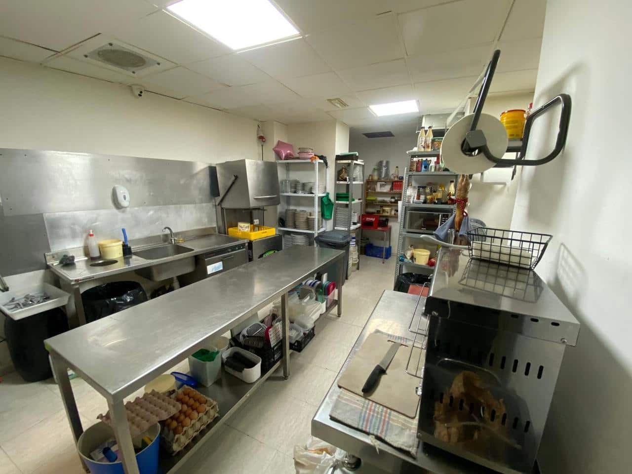 2 soveværelse Virksomhed til salg i Albox - € 450.000 (Ref: 8668624)