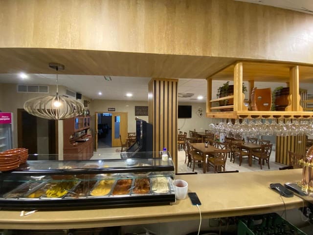 2 soveværelse Virksomhed til salg i Albox - € 450.000 (Ref: 8668624)