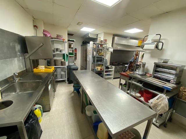 2 soveværelse Virksomhed til salg i Albox - € 450.000 (Ref: 8668624)