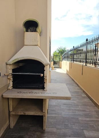 3 Zimmer Villa zu verkaufen in Vera Ciudad, Vera mit Garage - 229.000 € (Ref: 8868173)