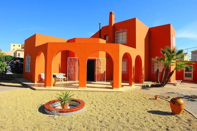 3 Zimmer Villa zu verkaufen in Vera Ciudad, Vera mit Garage - 495.000 € (Ref: 8878857)