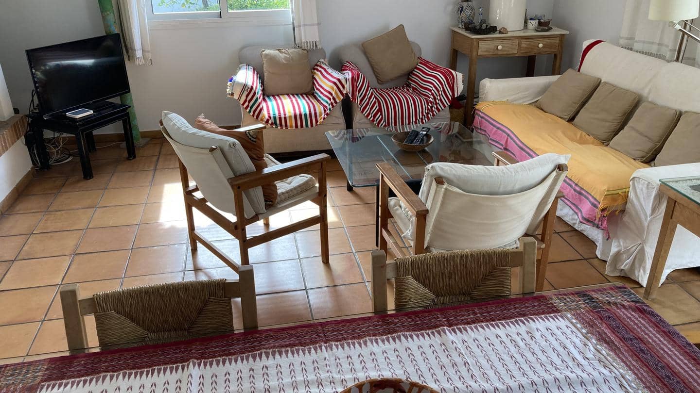 4 slaapkamer Villa voor vakantieverhuur in Vera met zwembad garage - € 2.200 (Ref: 8968801)