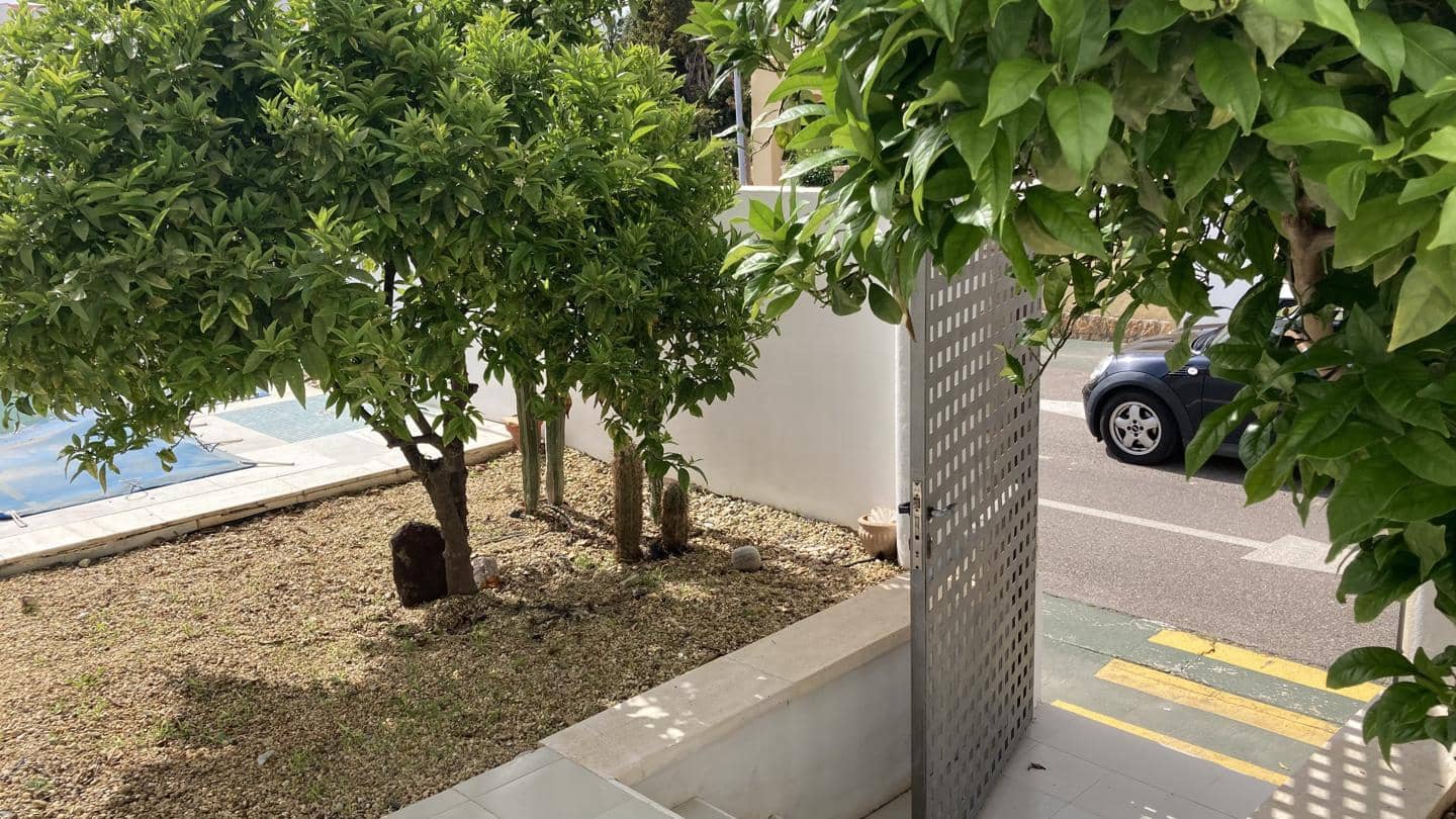 4 slaapkamer Villa voor vakantieverhuur in Vera met zwembad garage - € 2.200 (Ref: 8968801)