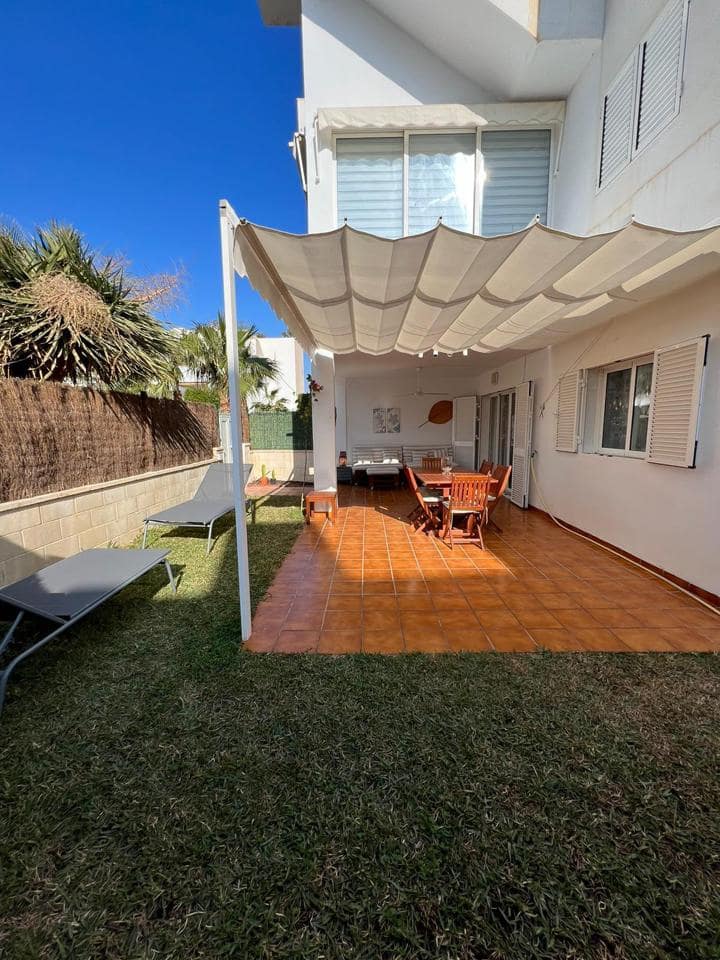 Appartement de 3 chambres à louer à Vera - 1 100 € (Ref: 9029237)