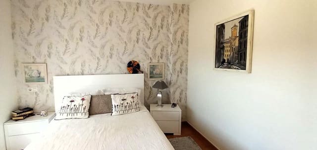 Piso de 2 habitaciones en Valle del Este, Vera en venta con piscina garaje - 184.900 € (Ref: 9200894)