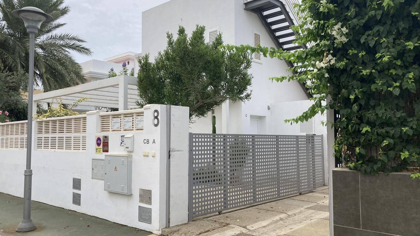 3 soveværelse Villa til leje i Vera med swimmingpool garage - € 1.200 (Ref: 9218936)