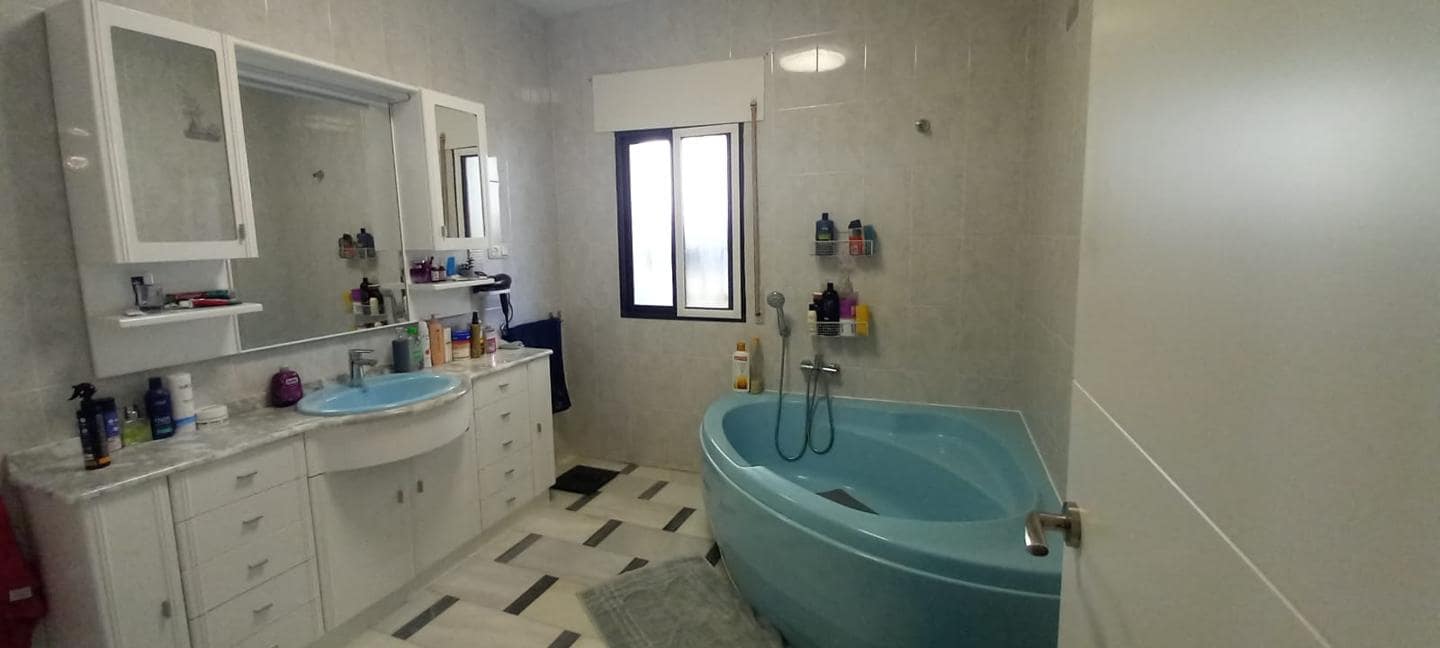 8 soveværelse Villa til salg i Somontin med garage - € 169.500 (Ref: 9267682)