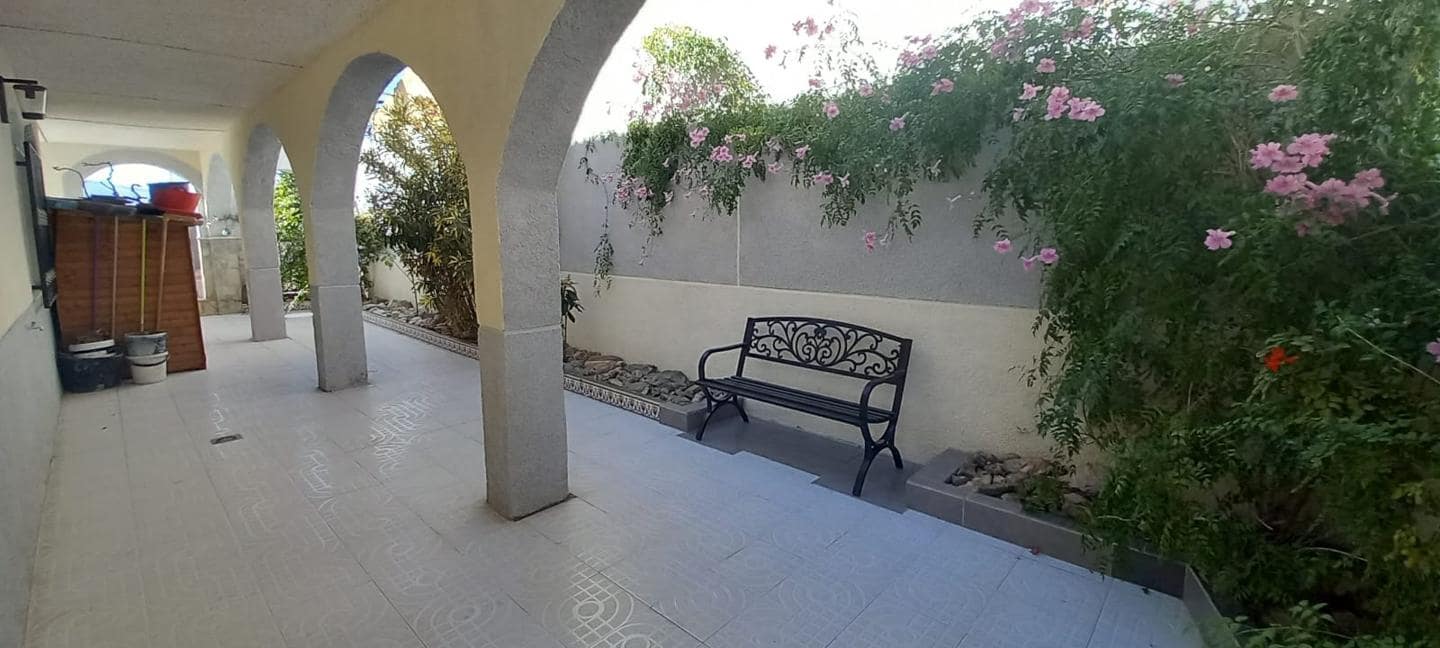 8 soveværelse Villa til salg i Somontin med garage - € 169.500 (Ref: 9267682)