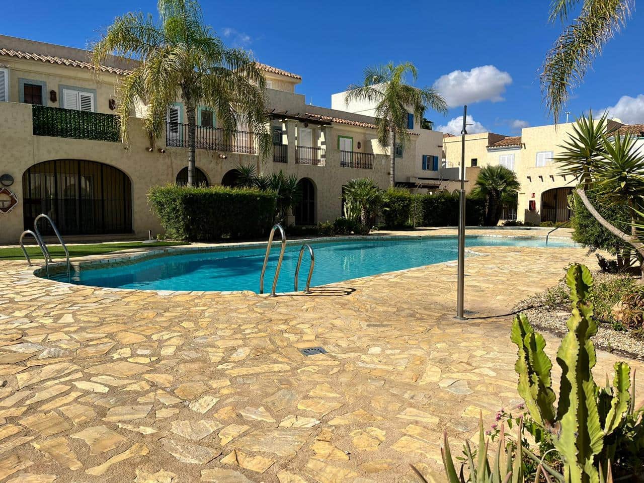 2 sypialnia Mieszkanie do wynajęcia w Vera z basenem garażem - 950 € (Ref: 9285756)