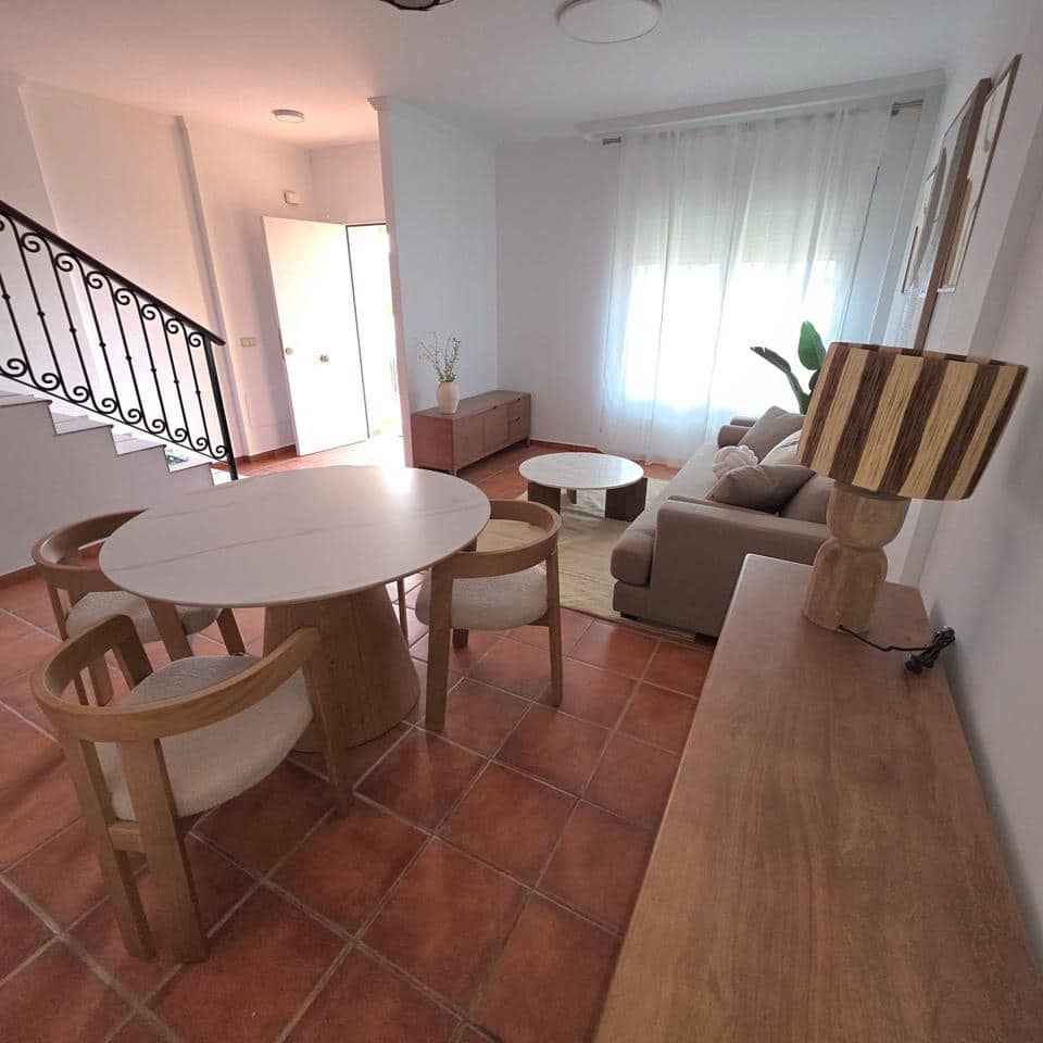 3 bedroom Flat for sale in Cuevas del Almanzora with pool garage - € 130,000 (Ref: 9294116)