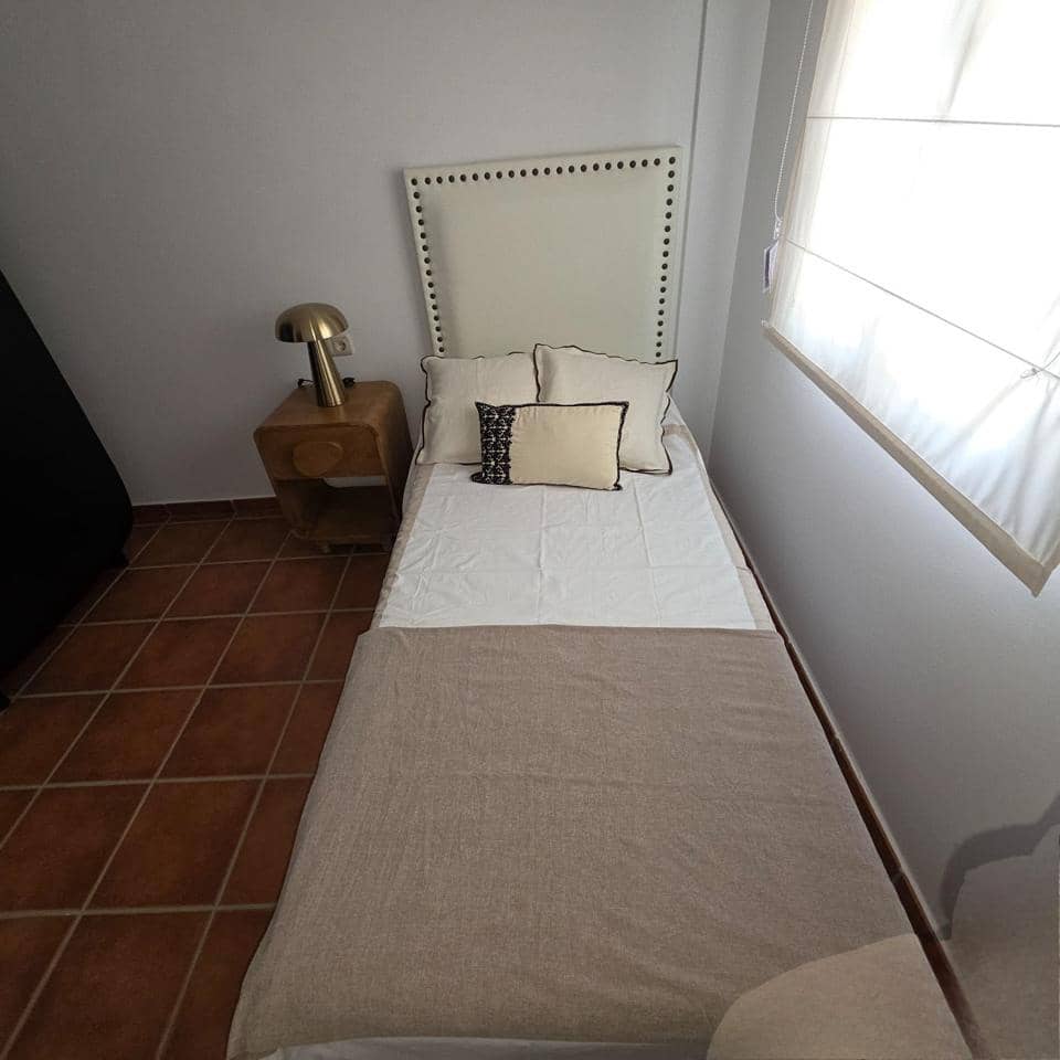 3 bedroom Flat for sale in Cuevas del Almanzora with pool garage - € 130,000 (Ref: 9294116)