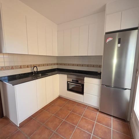 3 quarto Apartamento para venda em Cuevas del Almanzora com piscina garagem - 130 000 € (Ref: 9294116)