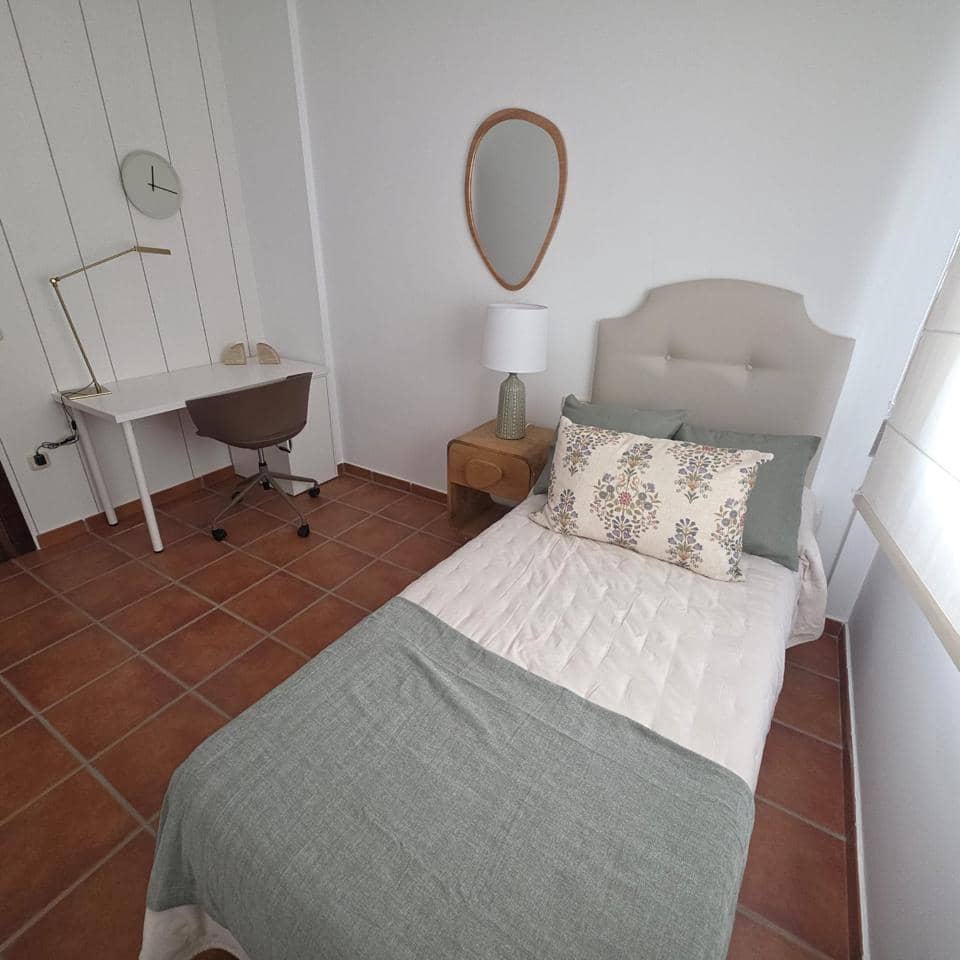 3 bedroom Flat for sale in Cuevas del Almanzora with pool garage - € 130,000 (Ref: 9294116)