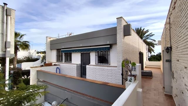 3 sovrum Lägenhet att hyra i Puerto del Rey, Vera med pool - 1 050 € (Ref: 9399953)