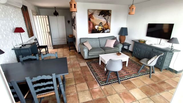 3 sovrum Lägenhet att hyra i Puerto del Rey, Vera med pool - 1 050 € (Ref: 9399953)