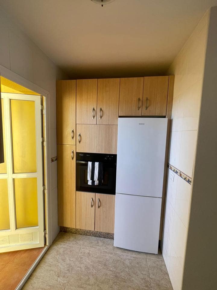 2 sovrum Lägenhet att hyra i Cuevas del Almanzora med garage - 700 € (Ref: 9432792)