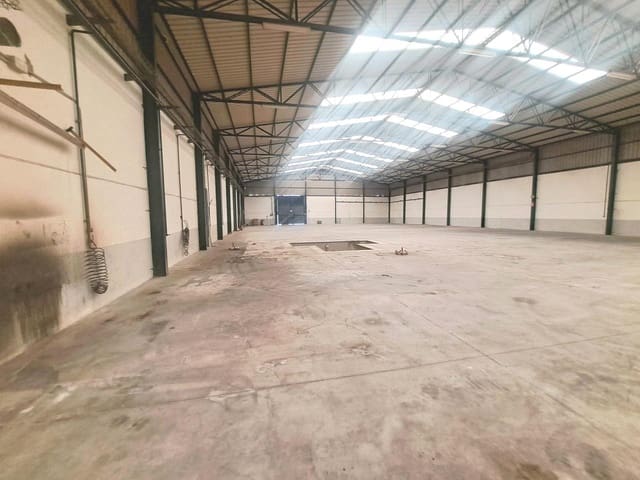 2 bedroom Commercial for rent in Antas - € 3,500 (Ref: 9438536)