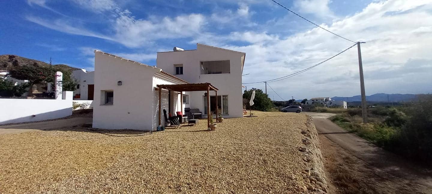 4 soveværelse Finca/Landehus til salg i Cariatiz med garage - € 274.950 (Ref: 9445512)