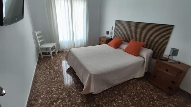 2 sovrum Lägenhet att hyra i Vera Ciudad, Vera - 700 € (Ref: 9495141)