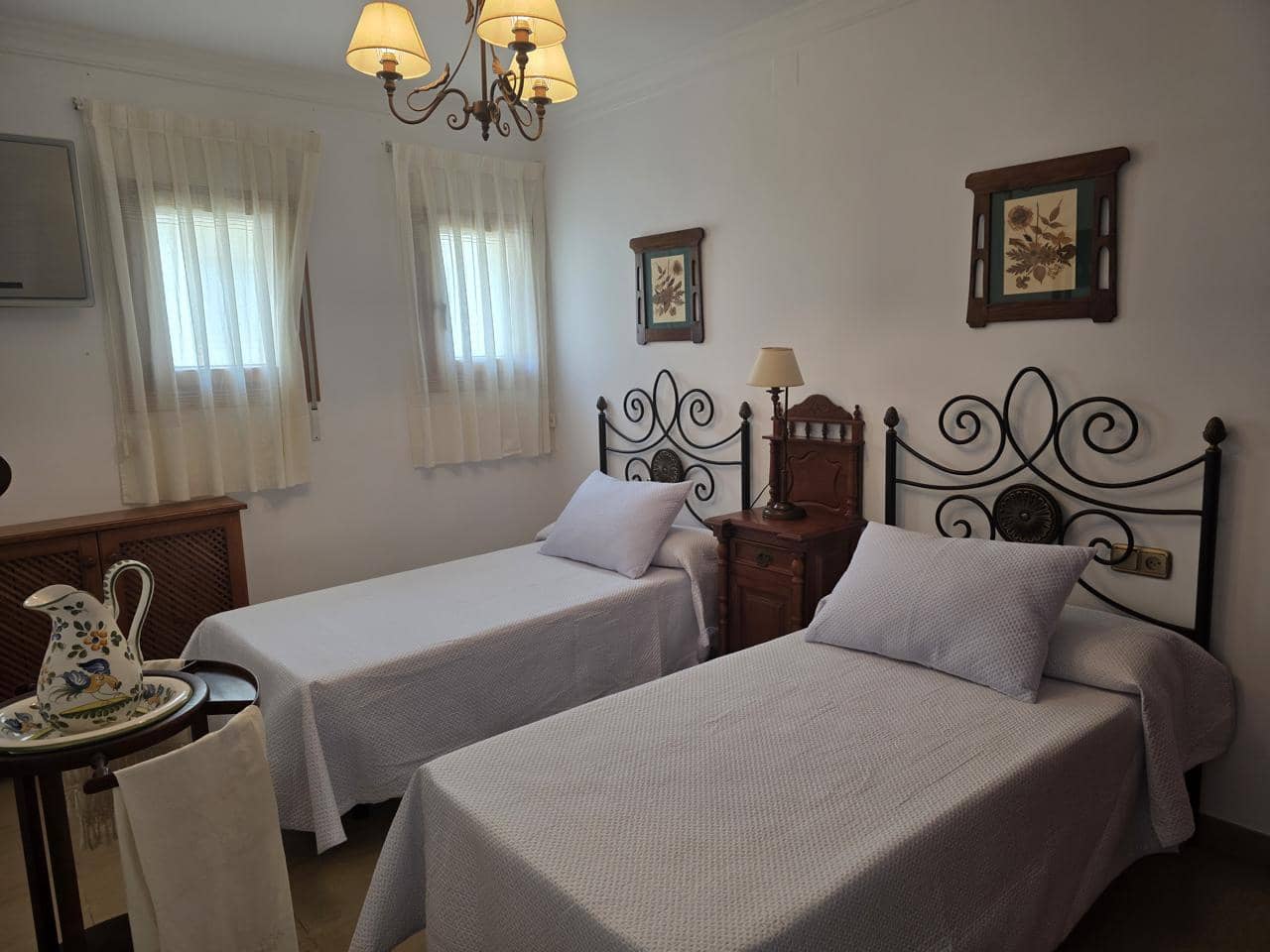 5 slaapkamer Villa te koop in Garrucha met zwembad garage - € 650.000 (Ref: 9516472)