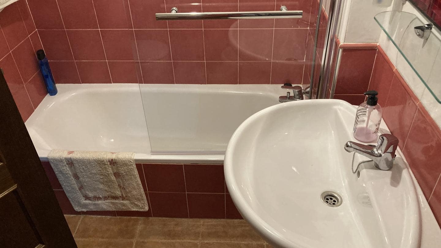 2 makuuhuone Asunto vuokrattavana paikassa Vera mukana uima-altaan 
autotalli - 750 € (Ref: 9525077)