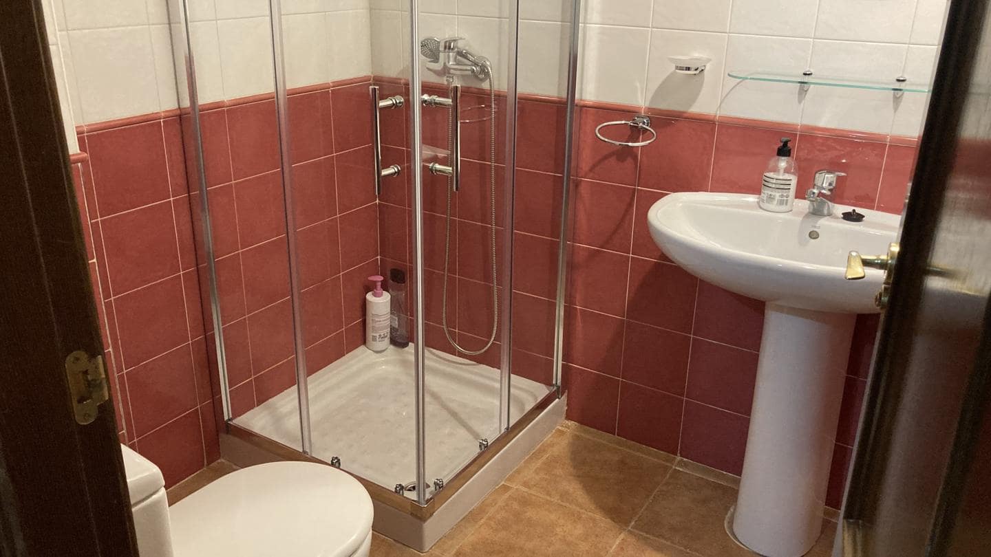 2 makuuhuone Asunto vuokrattavana paikassa Vera mukana uima-altaan 
autotalli - 750 € (Ref: 9525077)