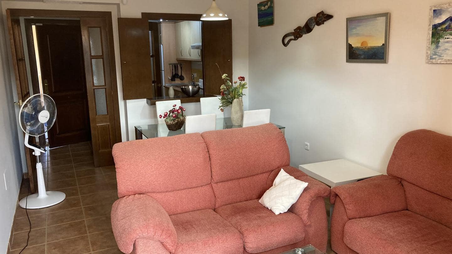 2 makuuhuone Asunto vuokrattavana paikassa Vera mukana uima-altaan 
autotalli - 750 € (Ref: 9525077)