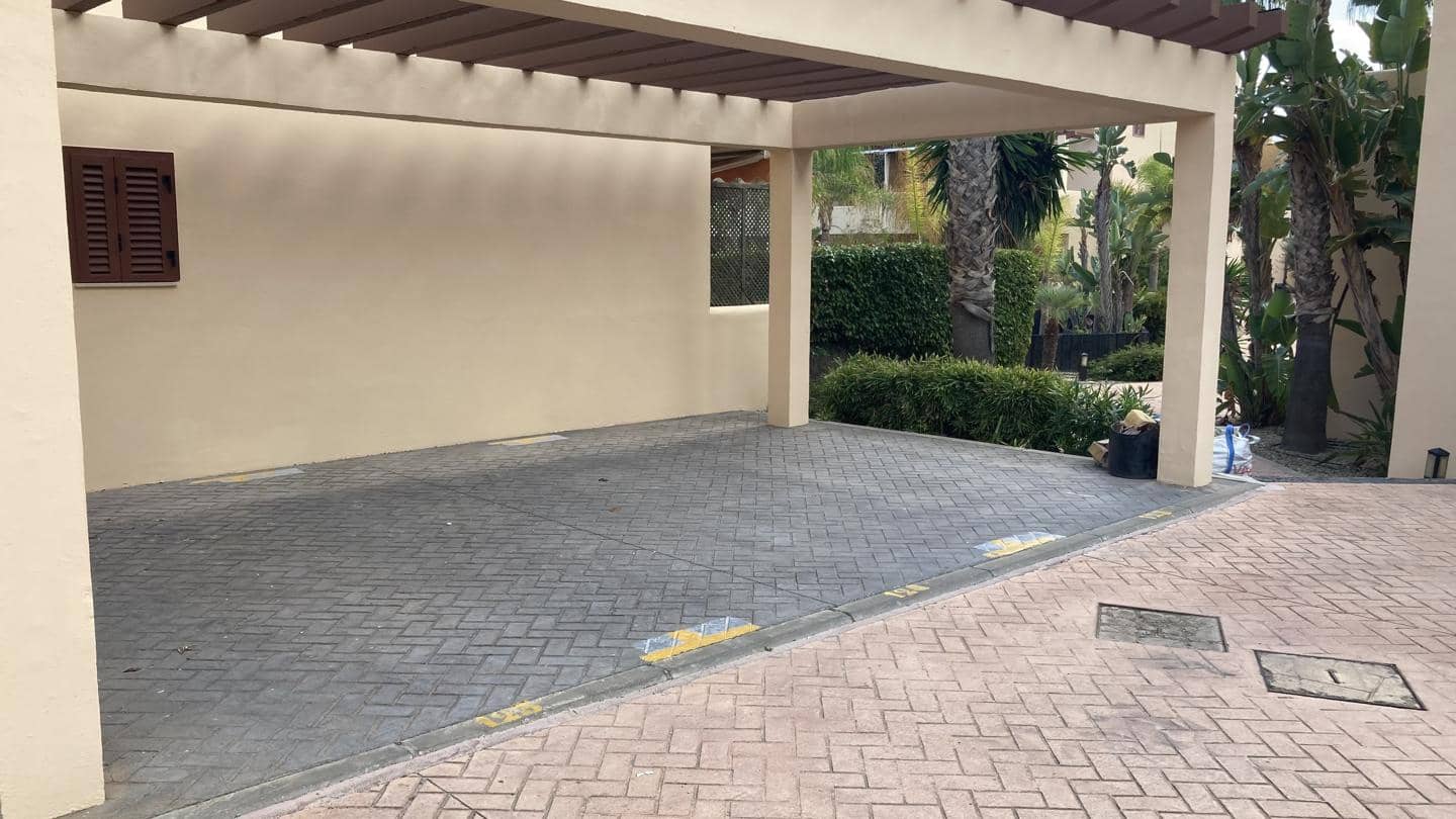 2 makuuhuone Asunto vuokrattavana paikassa Vera mukana uima-altaan 
autotalli - 750 € (Ref: 9525077)