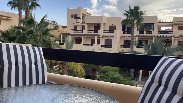 2 makuuhuone Asunto vuokrattavana paikassa Puerto del Rey, Vera mukana uima-altaan 
autotalli - 750 € (Ref: 9525077)