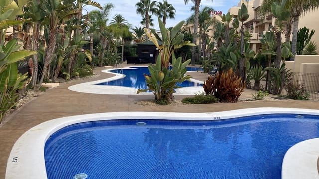 2 makuuhuone Asunto vuokrattavana paikassa Puerto del Rey, Vera mukana uima-altaan 
autotalli - 750 € (Ref: 9525077)