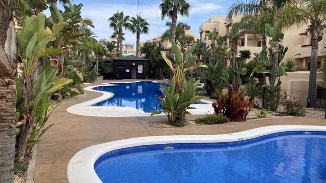 2 makuuhuone Asunto vuokrattavana paikassa Puerto del Rey, Vera mukana uima-altaan 
autotalli - 750 € (Ref: 9525077)