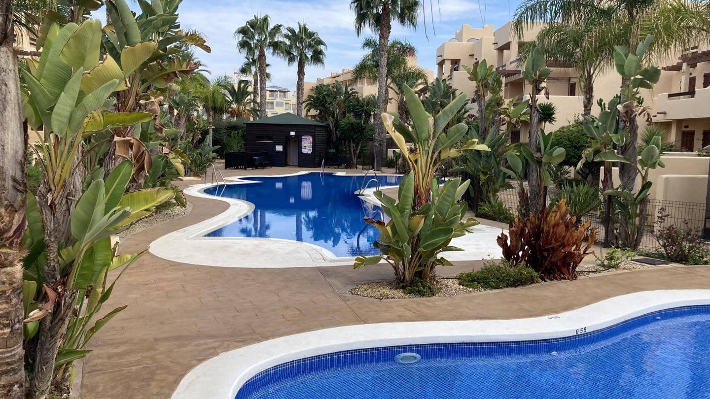 2 makuuhuone Asunto vuokrattavana paikassa Vera mukana uima-altaan 
autotalli - 750 € (Ref: 9525077)