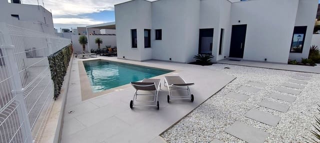 3 makuuhuone Huvila lomavuokrausta paikassa Mojácar mukana uima-altaan - 3 000 € (Ref: 9565916)